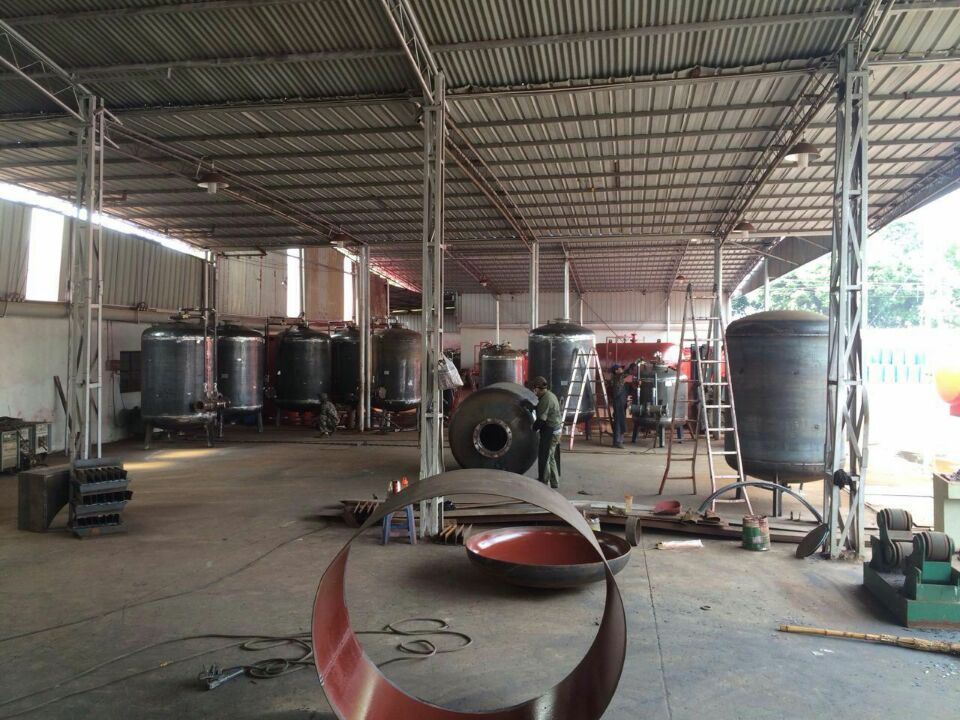 泡沫罐生產(chǎn)車間